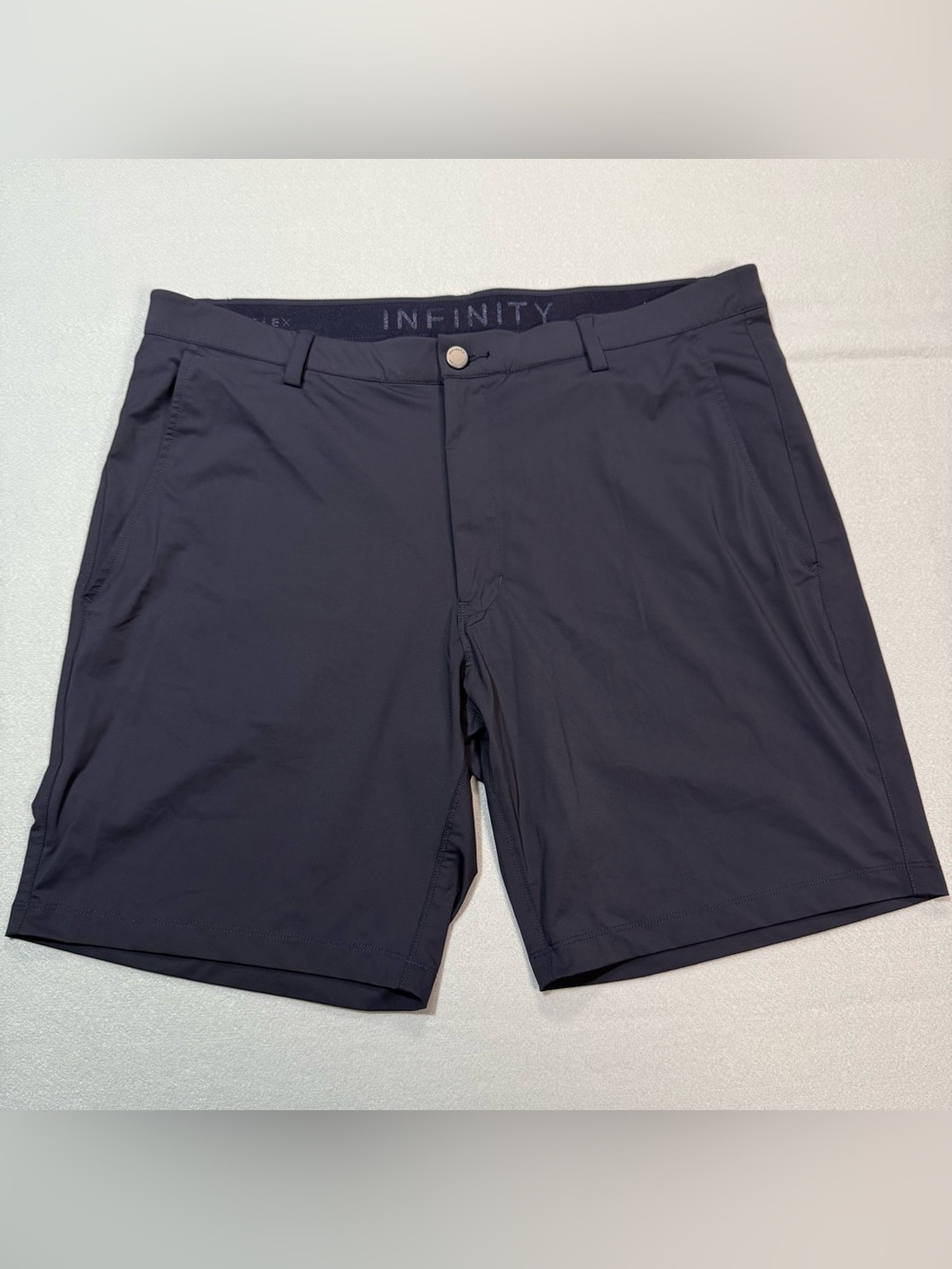 Infinity Linear Flex Performance Golf Shorts Men's Size 40 Navy Stretch Athletic